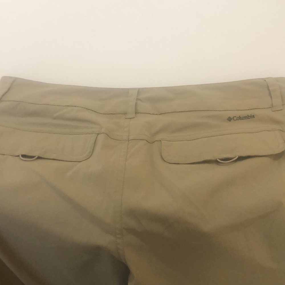 𝅺COLUMBIA hiking shorts size 16 Tan - Picture 5 of 5